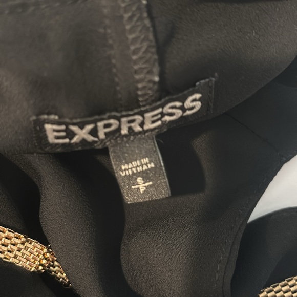 Black chain strap top - Picture 6 of 6